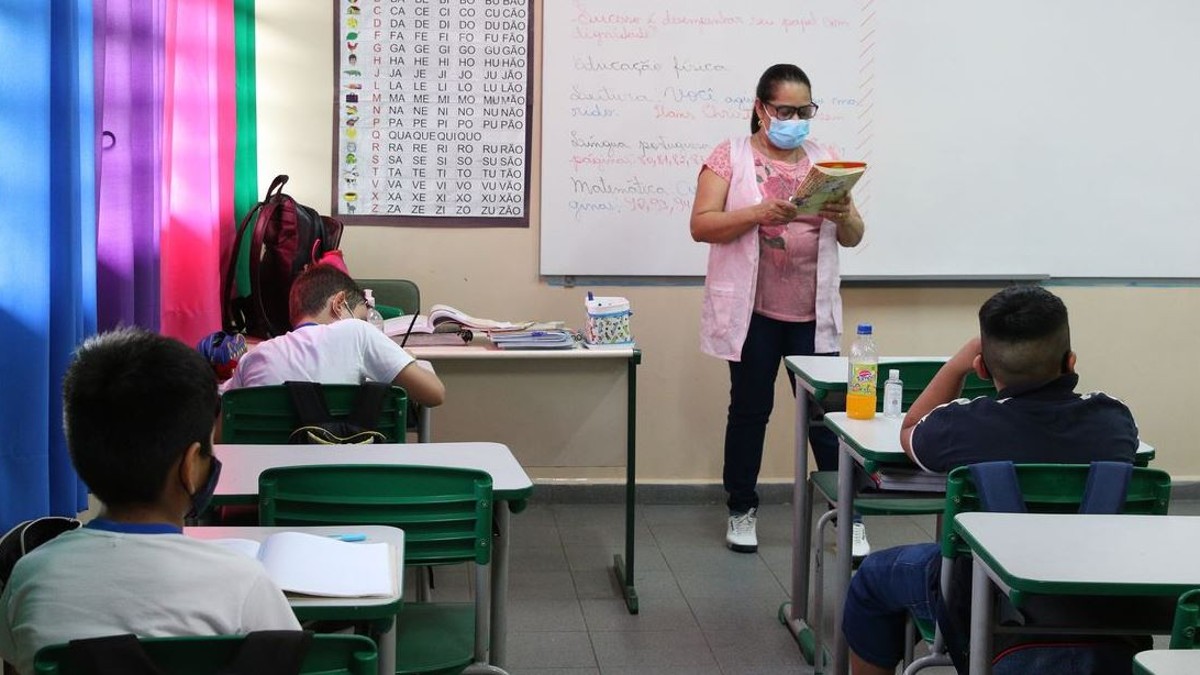 sala de aula; escola; educação; prefossora; professor; alunos; estudantes; Foto: Rovena Rosa/ Agência Brasil)