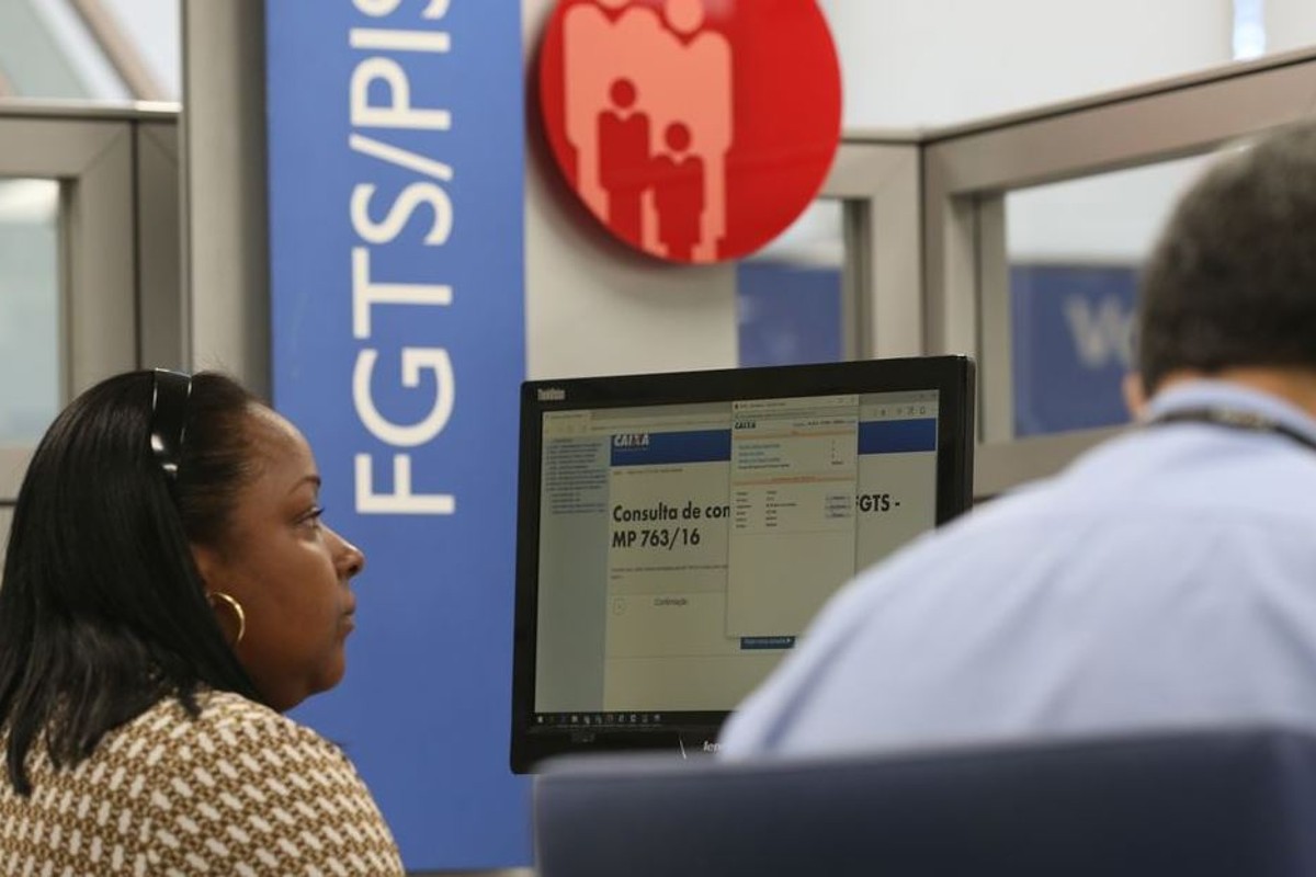 Saque de até R$ 1 mil do FGTS começa nesta semana (Foto: Fabio Rodrigues Pozzebom/ Agência Brasil)