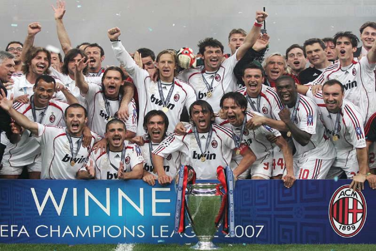 No último título do Milan, o meio-campista Kaká foi o artilheiro da competição - (Foto: Arquivo Pessoal)