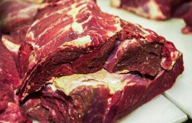 Para conter inflação, governo zera imposto de importação de alimentos