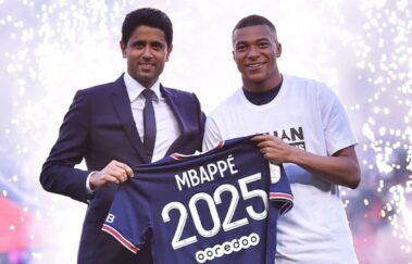 Mbappé rejeita proposta do Real Madrid e confirma permanência no PSG