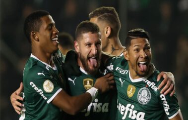 Palmeiras vence o Juventude fora de casa e encosta no topo do Brasileirão