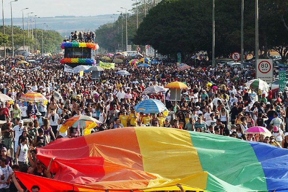 Segundo a Pesquisa Nacional de Saúde, são 2,9 milhões de homossexuais e bissexuais no Brasil (Foto: Arquivo/ Fábio Pozzebom/ Agência Brasil)