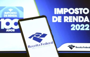 Receita paga restituições do segundo lote do IR 2022