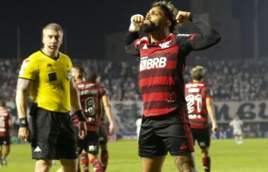 Santos perde do Flamengo na Vila Belmiro e completa 6 jogos sem ganhar em casa