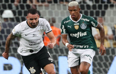 Palmeiras bate Corinthians e amplia vantagem na liderança do Brasileirão