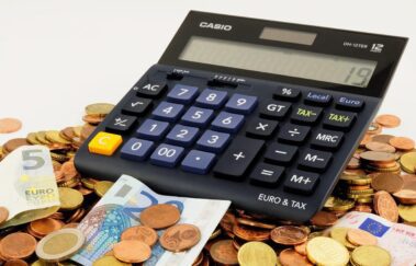 Pé-de-meia: saiba como juntar dinheiro para emergências