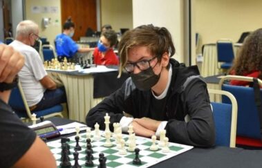 Garoto de 14 anos vai representar Jundiaí no maior campeonato nacional de xadrez