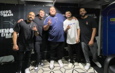 Grupo Menos é Mais anuncia novo DVD e celebra boa fase na carreira: 'Nosso sonho era viver de música'