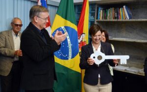Prefeito José Crespo e a vice, Jaqueline Coutinho, em evento em 2017 (Foto: Zaqueu Proença/Prefeitura de Sorocaba)