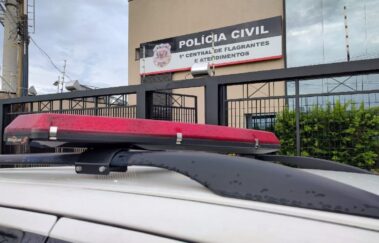 Mulher é assaltada em ponto de ônibus de Rio Preto após suspeito perguntar as horas